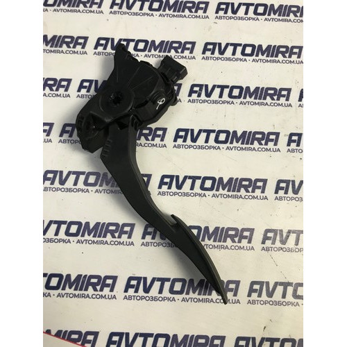 Педаль газа Opel Astra J 2009-2015 13252704